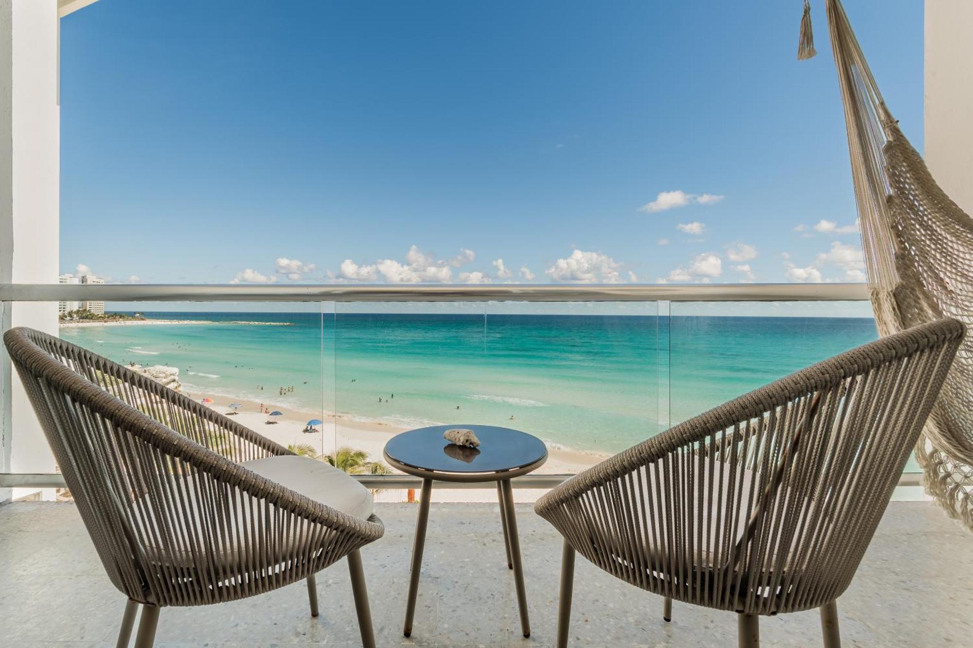 *Turquoise Escape- Beachfront Studio By Casa Paraiso* Cancún Kültér fotó